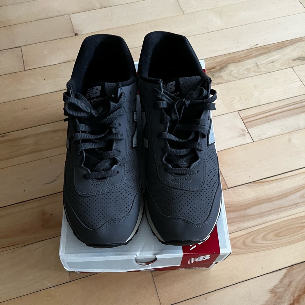 New Balance - Picture 5 of 6